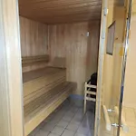Moderne A Ax-les-thermes, 30 M² Avec Sauna Apartment
